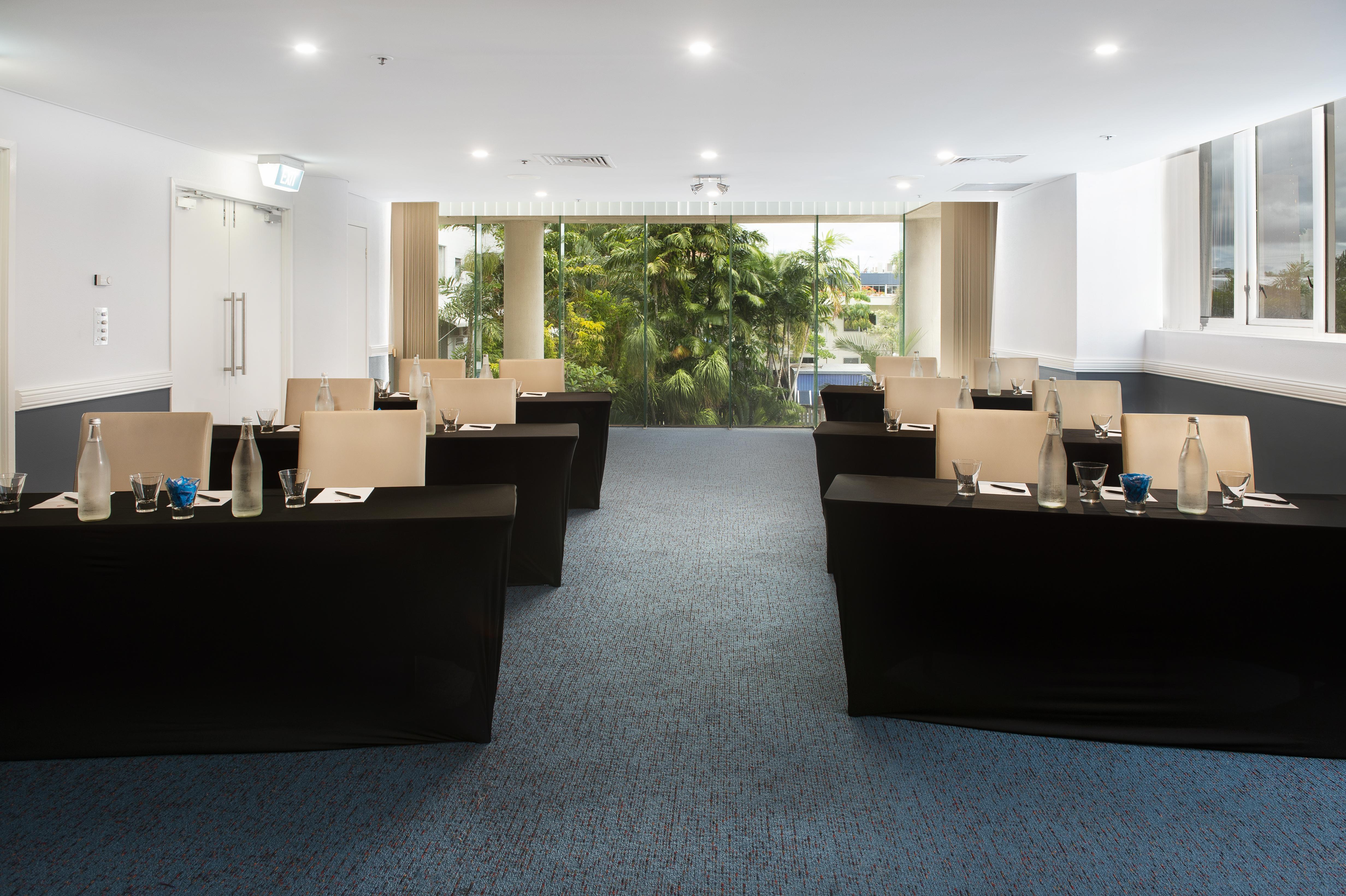 Rydges Esplanade Resort Кэрнс Экстерьер фото