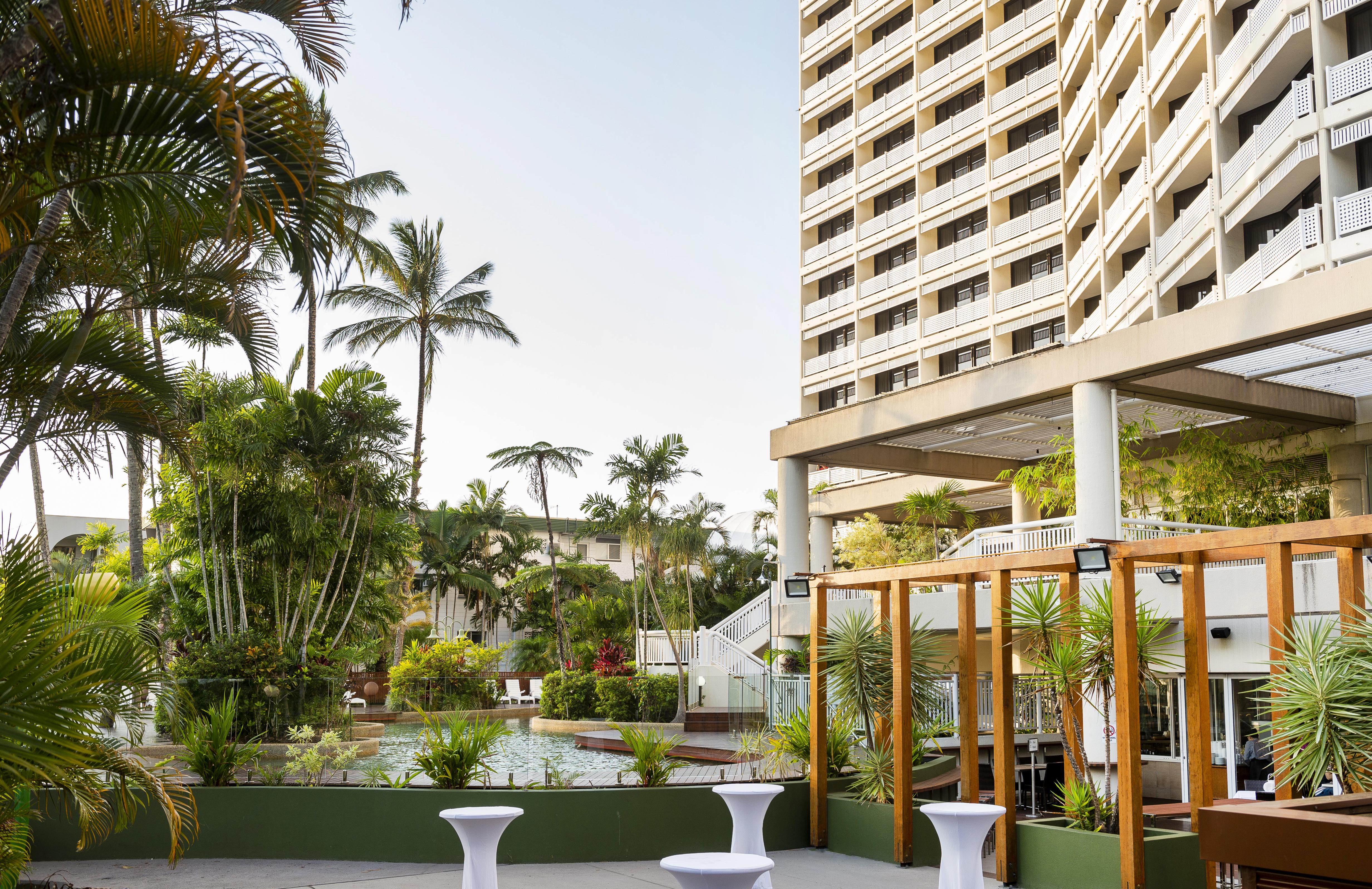 Rydges Esplanade Resort Кэрнс Экстерьер фото