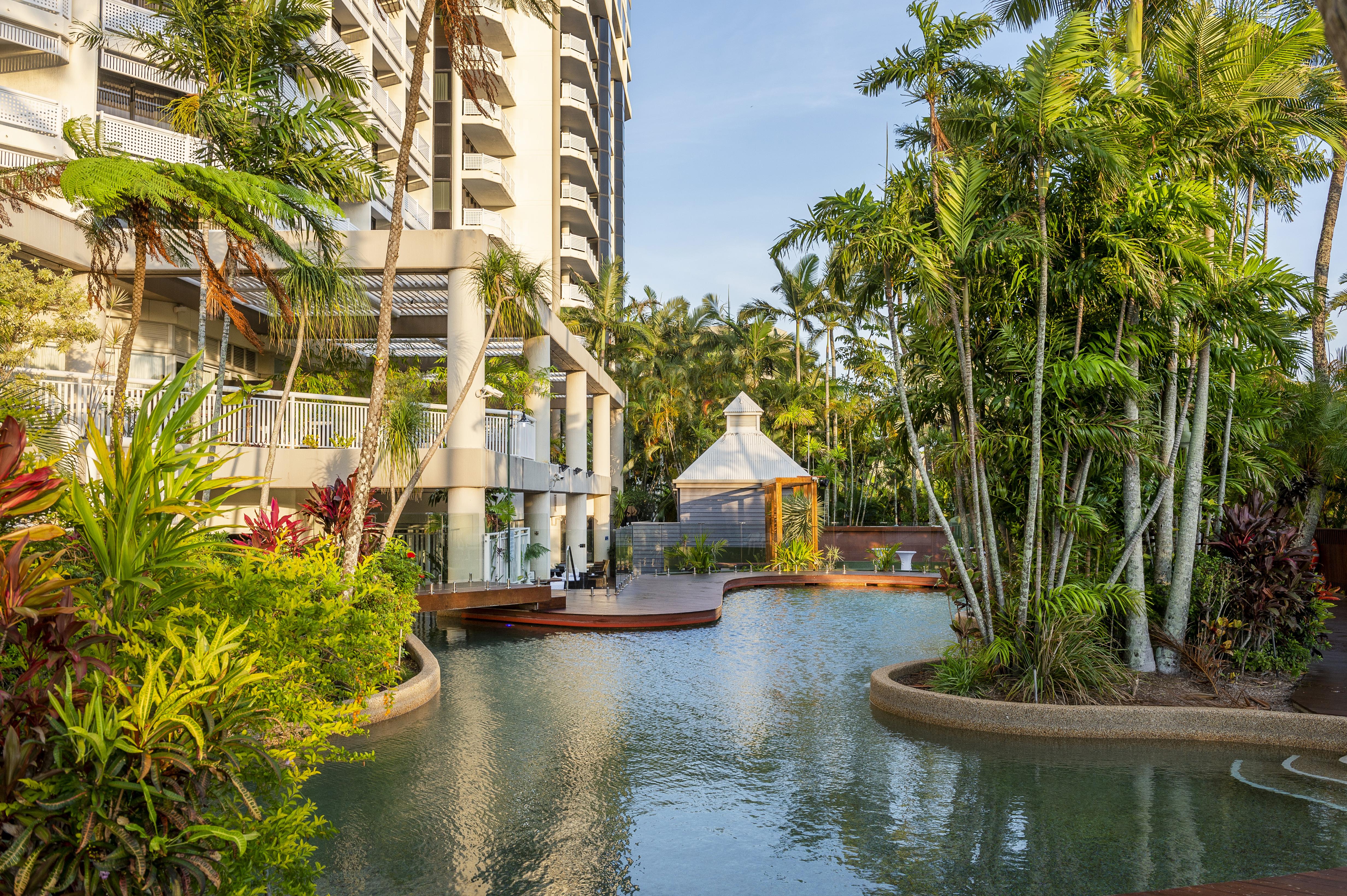 Rydges Esplanade Resort Кэрнс Экстерьер фото
