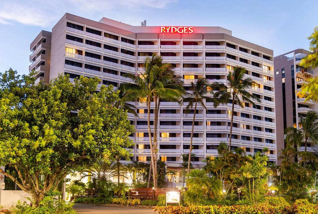 Rydges Esplanade Resort Кэрнс Экстерьер фото