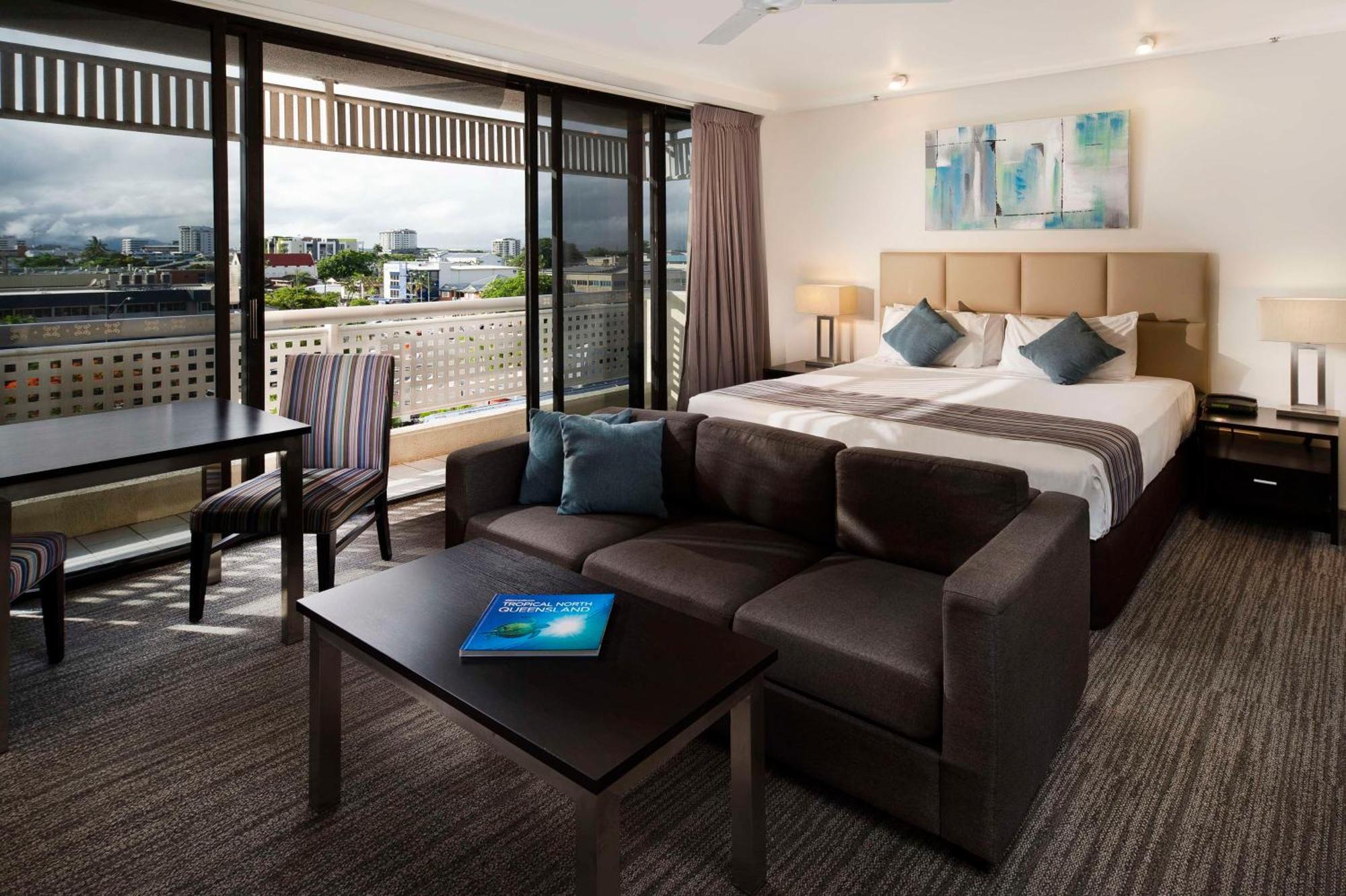 Rydges Esplanade Resort Кэрнс Экстерьер фото